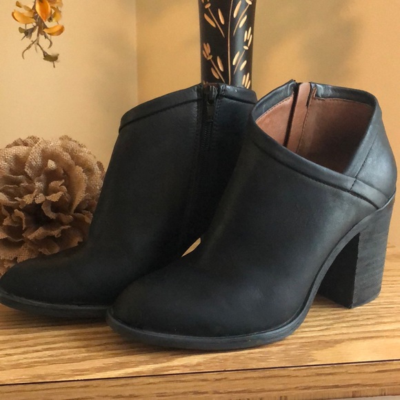 Lucky Brand Shoes - Lucky Brand Booties